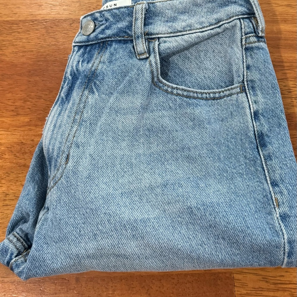 Pac Sun Mom jeans